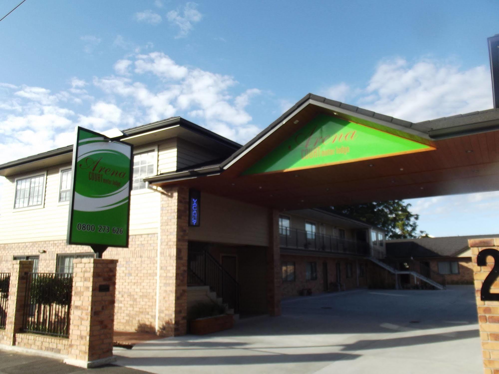 Arena Court Motel Hamilton Exterior photo